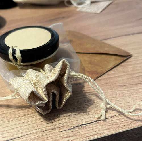 Натурален балсам от нарцис за подхранване и омекотяване на кожата – 50 г